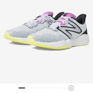 New Balance FuelCell Shift TR v2